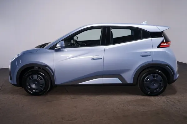 BYD Dolphin Surf 43.2 kWh Boost 2