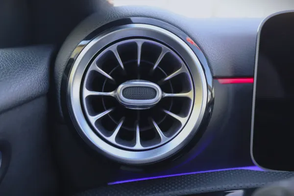 Mercedes-Benz A 180 d AMG Line Aut. 12