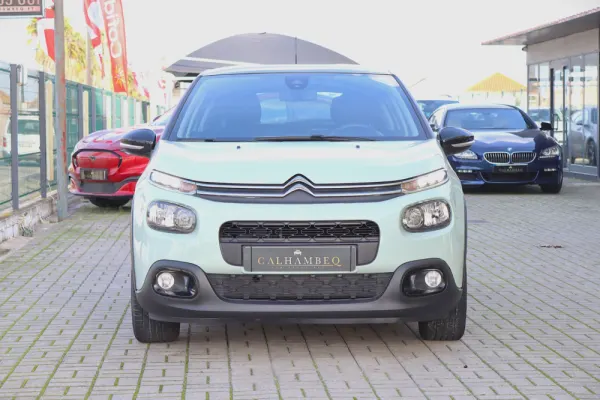Citroën C3 1.2 PureTech Shine 2