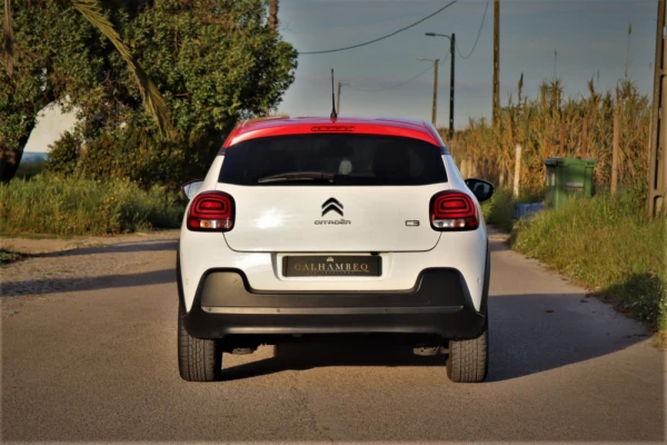 Citroën C3 1.2 PureTech Shine 7
