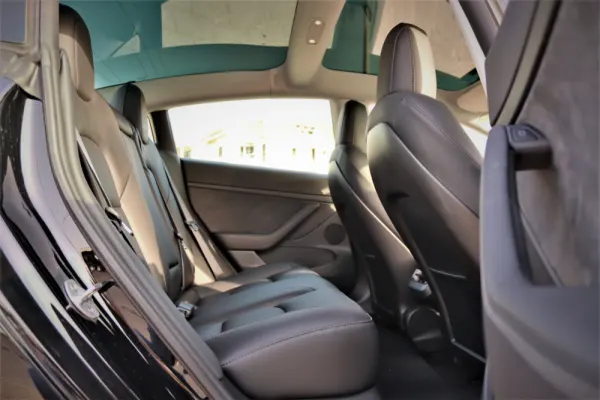 Tesla Model 3 Standard Range Plus RWD 8