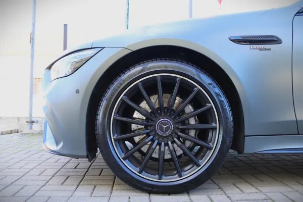 Mercedes-Benz AMG GT 53 4Matic+ 12