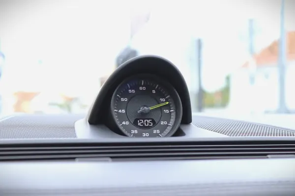 Porsche Panamera 4S E-Hybrid 10