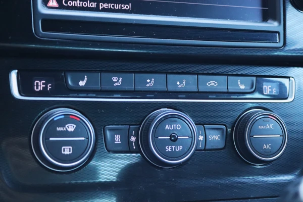 Volkswagen Golf 2.0 TSi GTi 21