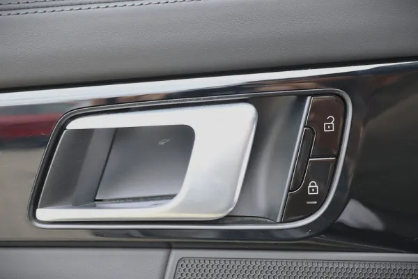 Porsche Panamera 4S E-Hybrid 51