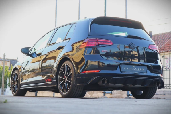 Volkswagen Golf 2.0 TSI GTi TCR DSG 9