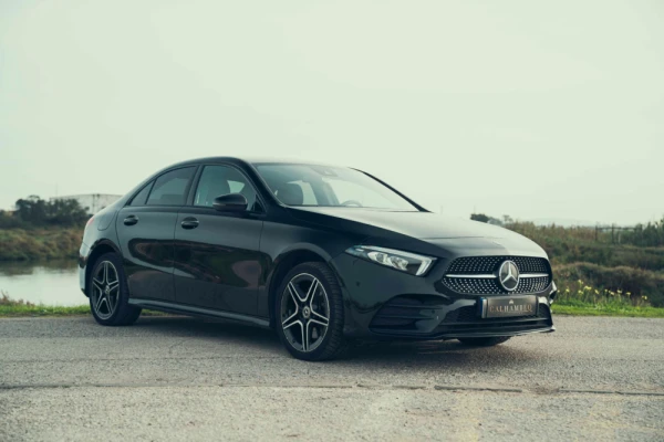 Mercedes-Benz A 250 Limousine e AMG Line 26