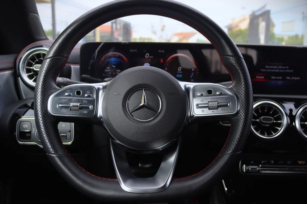 Mercedes-Benz CLA 250 e AMG Line 24