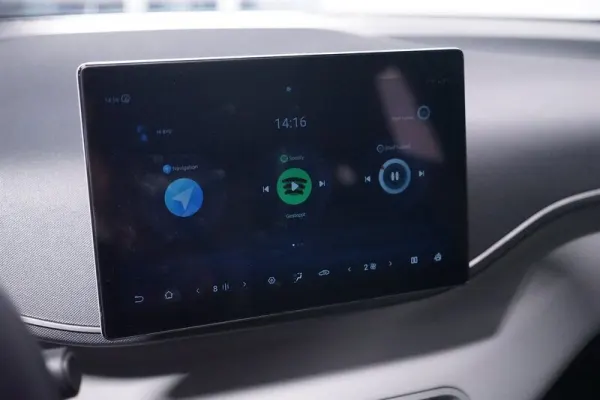 BYD Dolphin Surf 43.2 kWh Boost 9