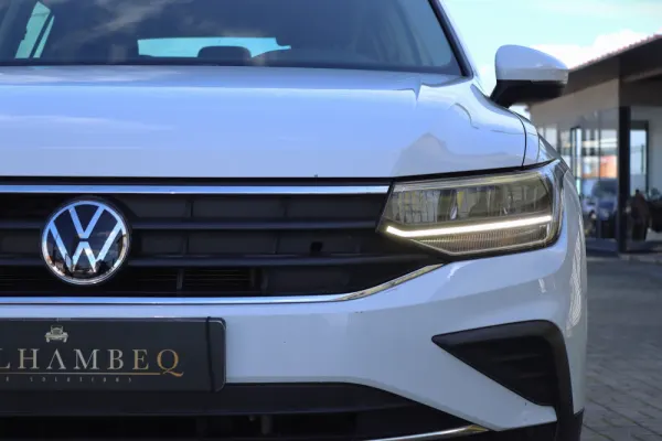Volkswagen Tiguan 1.5 TSI Confortline 11