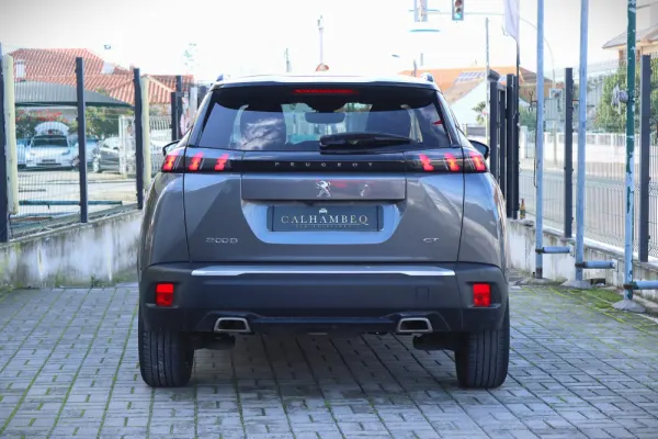 Peugeot 2008 1.2 PureTech GT EAT8 9