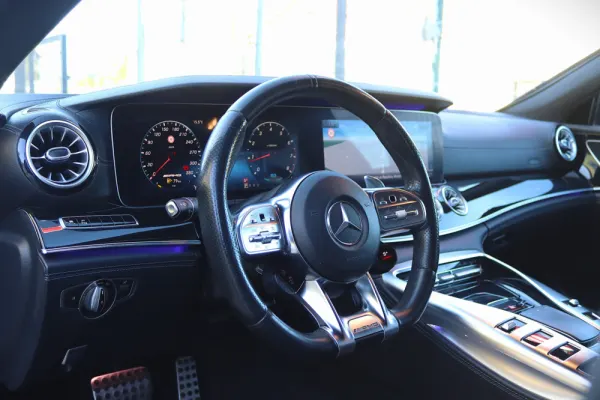 Mercedes-Benz AMG GT 53 4Matic+ 18