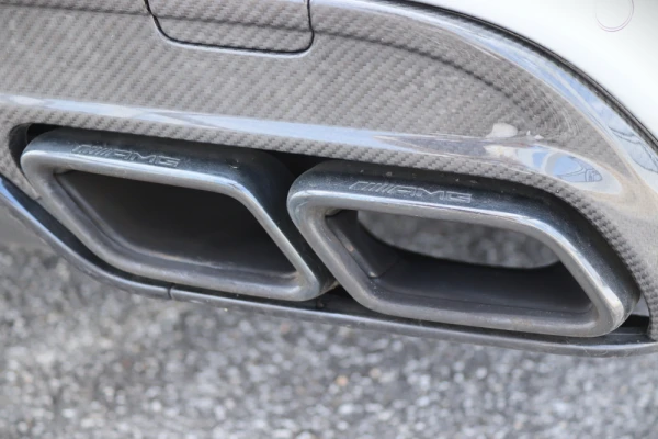 Mercedes-Benz C 63 AMG Special Edition 16