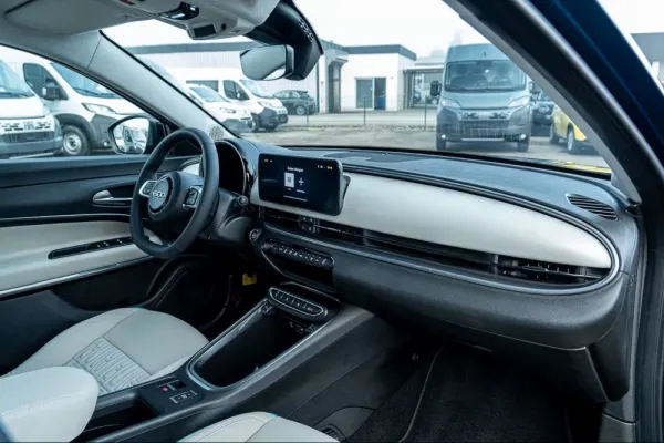 Fiat 600e 54 kWh La Prima 10