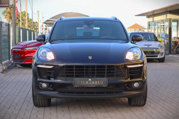 Porsche Macan 2.0 PDK Standard 2