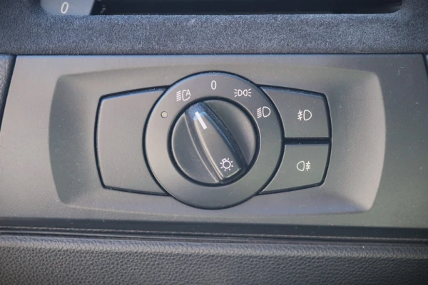 BMW 320 d Coupe 10