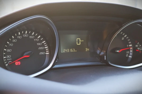 Peugeot 308 SW 1.6 BlueHDi Active 16