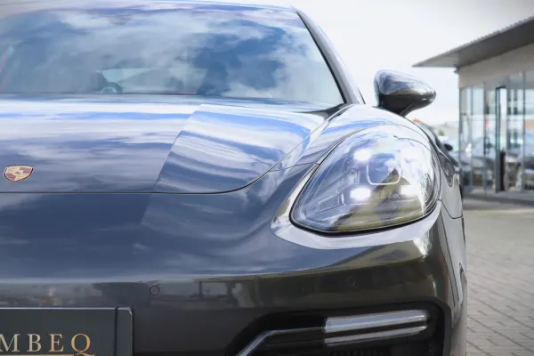 Porsche Panamera Sport Turismo 4 E-Hybrid 14