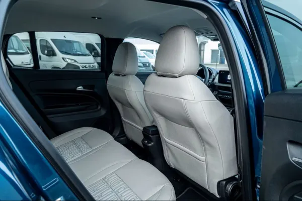 Fiat 600e 54 kWh La Prima 12