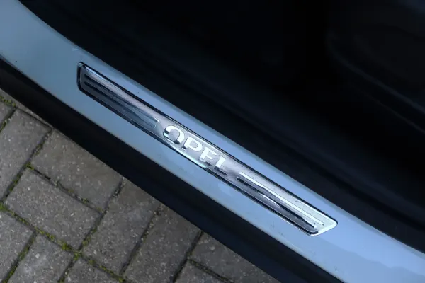 Opel Crossland X 1.2 T 120 Anos 13