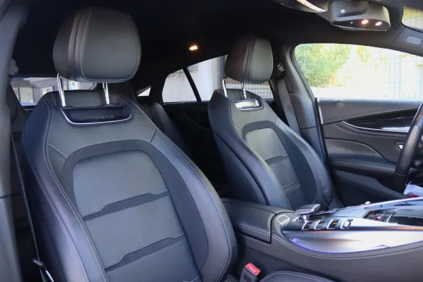 Mercedes-Benz AMG GT 53 4Matic+ 34
