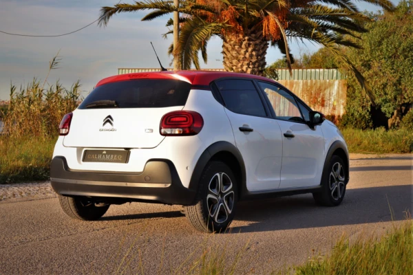 Citroën C3 1.2 PureTech Shine 3