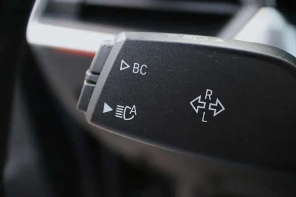 BMW 320 e Touring Pack M Auto 20