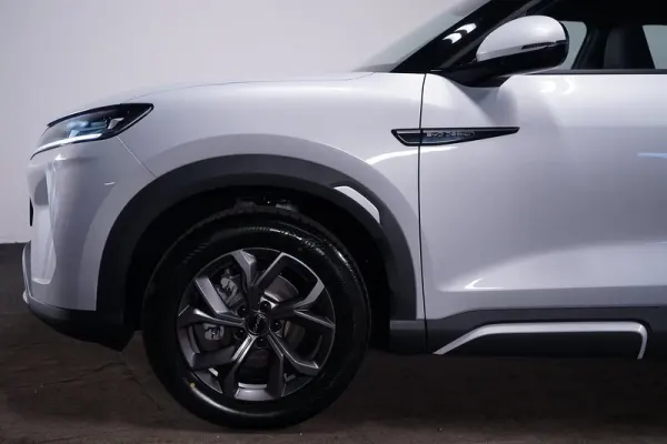 BYD Atto 2 45.1 kWh Boost 4