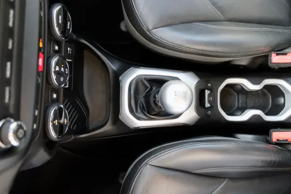 Jeep Renegade 1.6 MJD Limited 21