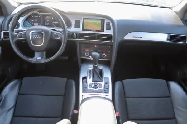 Audi A6 Avant 3.0 TDi V6 quattro S-line Tiptronic 4
