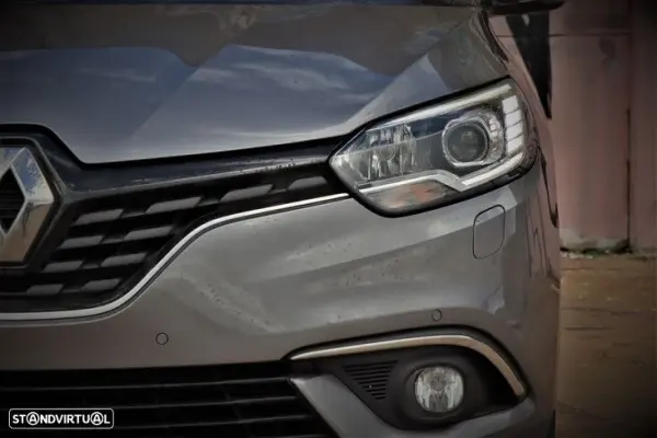 Renault Grand Scénic 1.5 dCi Dynamique S 7L 6