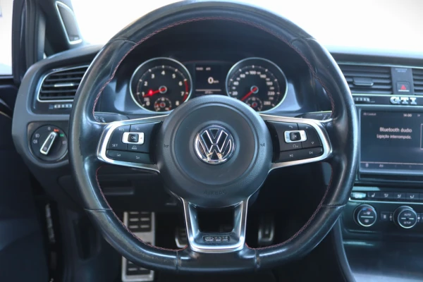 Volkswagen Golf 2.0 TSi GTi 18