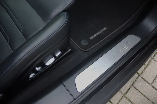 Porsche Panamera 4S E-Hybrid 46