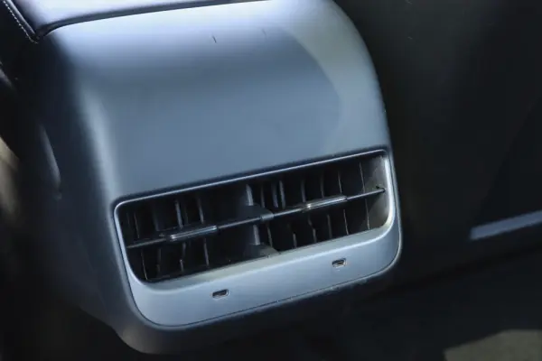 Tesla Model 3 Standard Range Plus RWD 24
