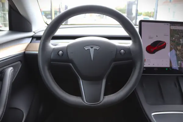 Tesla Model 3 Long-Range Dual Motor AWD 22