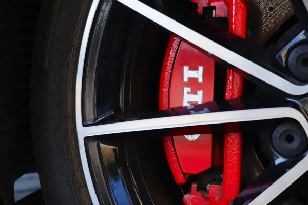 Volkswagen Golf 2.0 TSI GTi TCR DSG 10