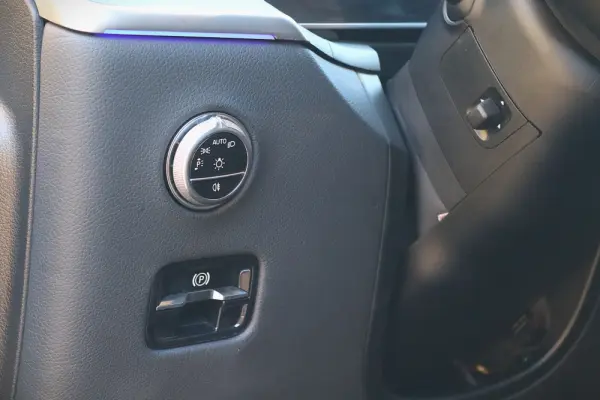 Mercedes-Benz GLC 300 e 4Matic 9G-TRONIC Avantgarde Advanced 19