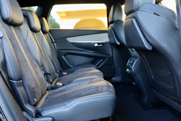Peugeot 5008 1.2 PureTech GT EAT8 27