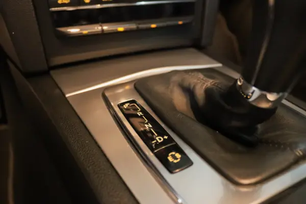 Mercedes-Benz E 250 CDi Avantgarde BlueEfficiency Auto 13
