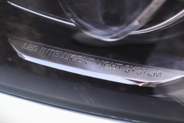Mercedes-Benz C 63 AMG Special Edition 11