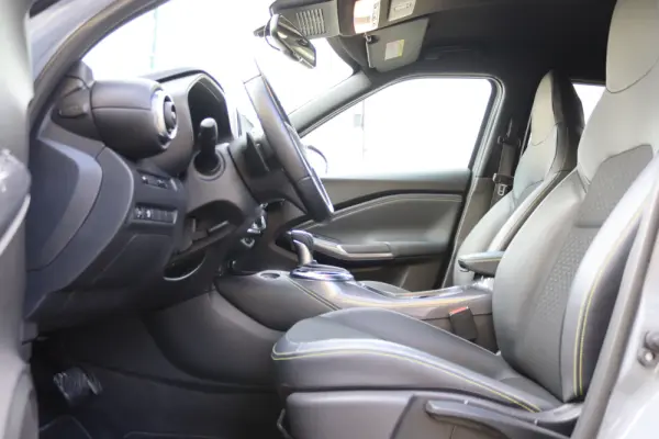 Nissan Juke 1.0 DIG-T Kiiro.DCT 21