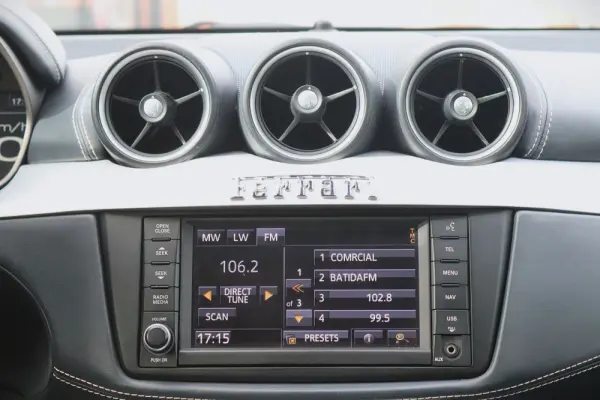 Ferrari FF Standard 44