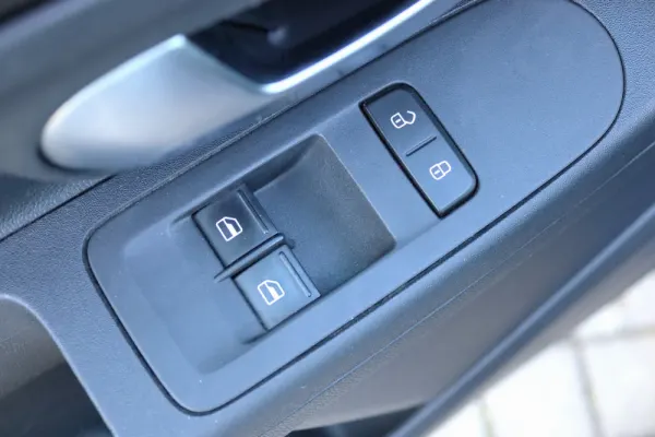 Volkswagen Up! 1.0 Move 5