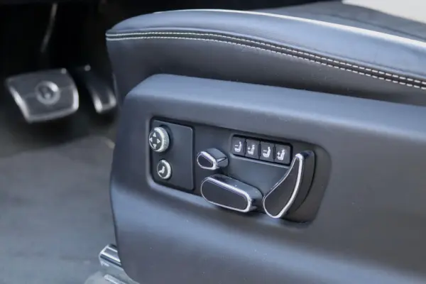 Bentley Bentayga V8 S Black Edition 22