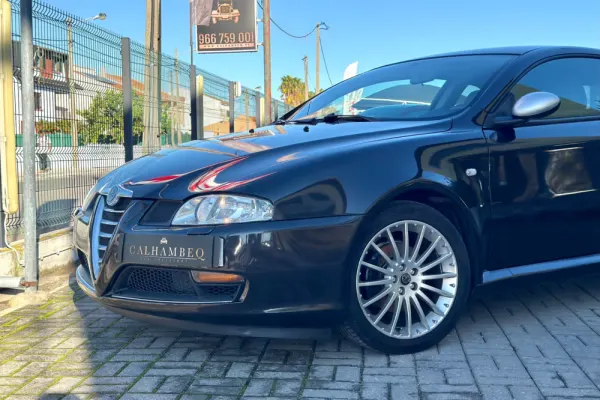 Alfa Romeo GT 1.9 JTD M-JET Blackline 10