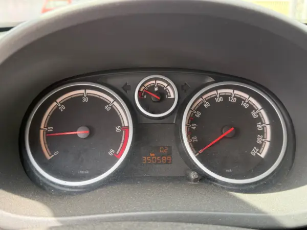 Opel Corsa 1.3 CDTI Enjoy EcoFLEX 11