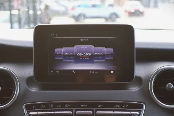 Mercedes-Benz V 220 d Aut. 19