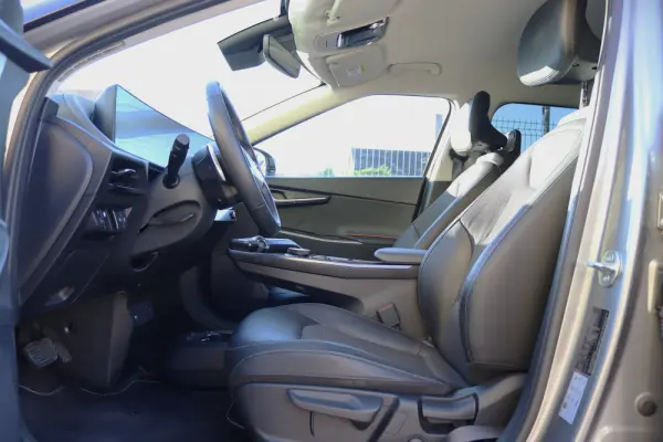Kia EV6 84-kWh Air 16