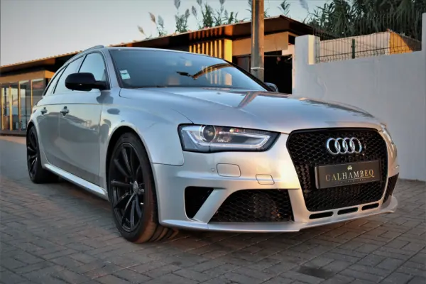 Audi RS4 Avant 4.2 FSi quattro S tronic 10