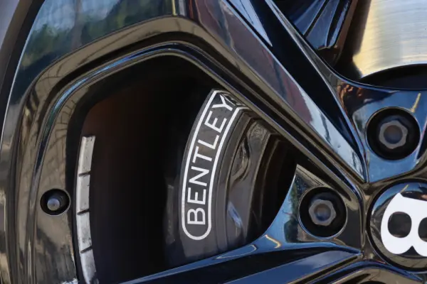 Bentley Bentayga V8 S Black Edition 15